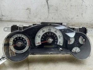 07 08 TOYOTA FJ CRUISER SPEEDOMETER CLUSTER WITH DIFFERENTIAL LOCK - Picture 1 of 12