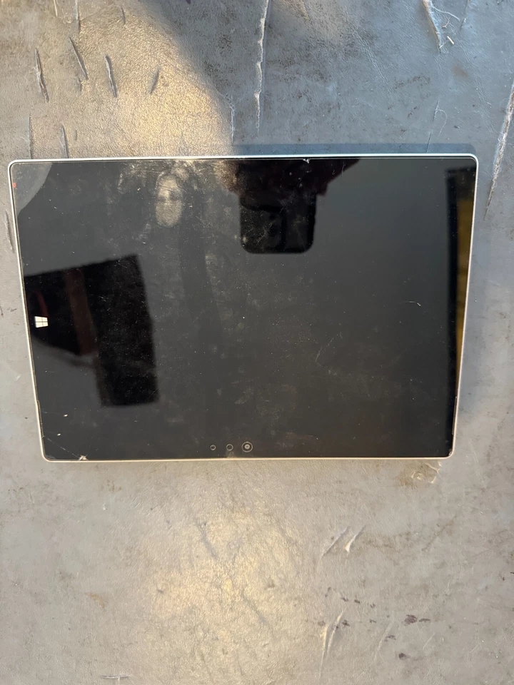 Vintage Microsoft Surface 3 Tablet 10.8" 128GB SSD 4GB RAM Intel Untested - Image 1 of 4