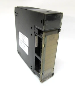 GE Fanuc 12/24 VDC 8PT PLC Output Module IC693MDL730D - Picture 1 of 7