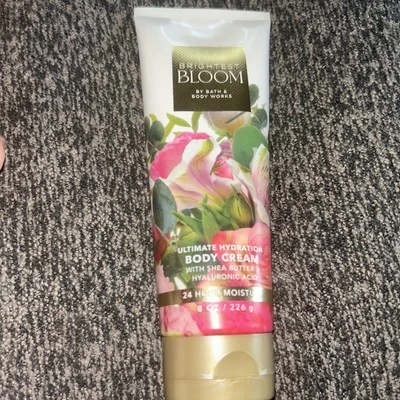 Bath & Body Works BRIGHTEST BLOOM Shea Butter + Hyaluronic Acid Body Cream 8 Oz - Image 1 of 2