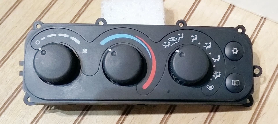 CHRYSLER CONCORDE/INTREPID AIRE ACONDICIONADO CONTROL DE CLIMA FABRICANTE ORIGINAL 1999-2004 Foto 1 de 4