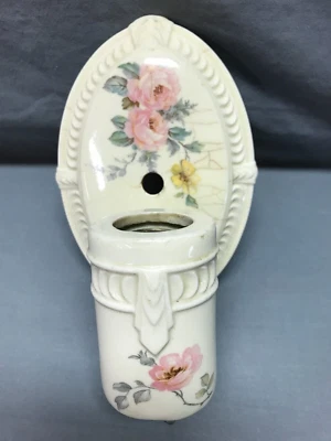 VTG Single Ceramic Ivory Porcelain Wall Sconce Roses Light Fixture Old 946-24B - Image 1 of 4