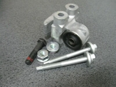 NEW PROFESSIONAL PARTS R REAR BUSHING SUPPORT ARM ANCHORAGE KIT (PN 65439995) — 第 1/2 张图片