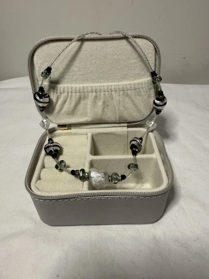 Collar de cuentas de corazón de vidrio Antica Martina de 16 pulgadas Foto 1 de 3