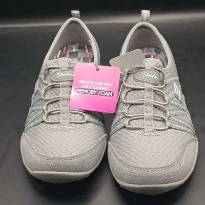Skip skechers relaxed fit women's size 6.5 color Gray air cooled memory Foam. - Image 1 of 4