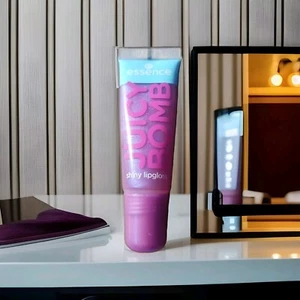 Essence Lip-gloss Juicy Bomb 105 Bouncy Bubblegum - Picture 1 of 2