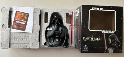 Darth Vader Star Wars Collectible Bust Statue Gentle Giant Revenge of the Sith - Image 1 of 4