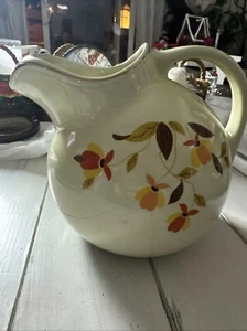 VTG Hall's Superior Quality Kitchenware Autumn Leaf Ball Jug/Water Pitcher. 2 Qt - Picture 1 of 6