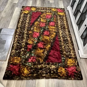 Large Rug Reversible Floor Rug Heavy Thick Wool? 4.5’ X 7’~Old Vintage - Picture 1 of 23