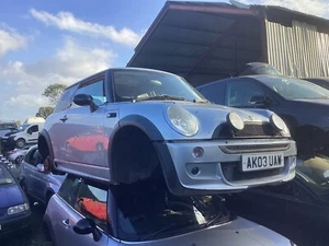 Mini Cooper 1.6 Petrol With Aero Body Kit 2003 Window Clip Breaking - Picture 1 of 1