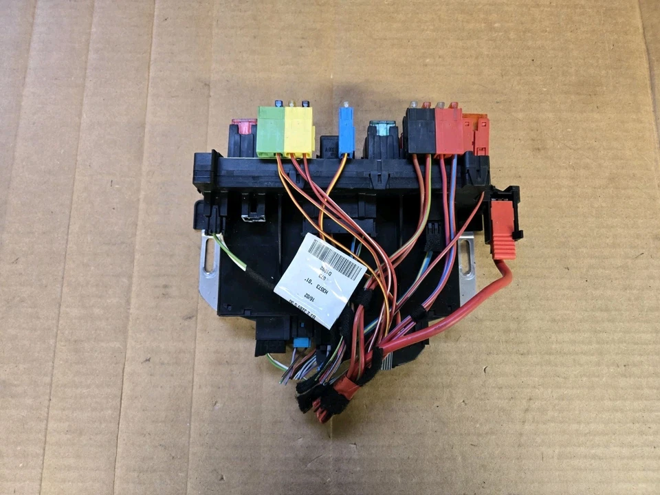 2001-2006 Mercedes-Benz CL600 Rear Relay Fuse Control Module A0315451632 OEM - Image 1 of 4