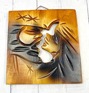 Vintage 1970s Wooden Wall Plaque Hand Carved Lovers Face Silhouette 16cm - Picture 1 of 7