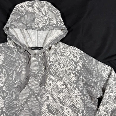 Sudadera con capucha para mujer Zoe & Phoebe XL patrón de piel de serpiente Foto 1 de 4