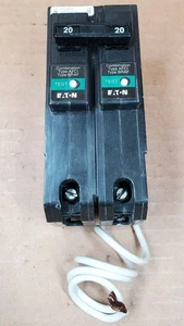 Eaton BRL220CAF Plug-In Mount Type BR Combination Arc Fault Circuit Breaker - Picture 1 of 4