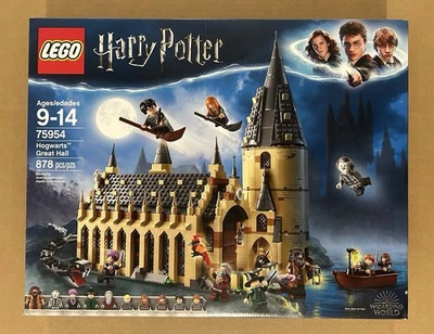 LEGO Harry Potter Hogwarts Great Hall (75954) - New & Retired - Image 1 of 2