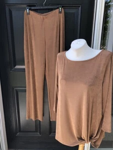 New Chico's Travelers Deep Rum Caramel Tuck Front Top No Tummy Pants 2 L 12 NWT - Picture 1 of 2