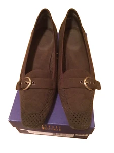 'Fairfield' para mujer Stuart Weitzman marrón gamuza perforada con hebilla TALLA 8 - Imagen 1 de 5