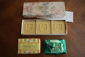 Lot Avon Honeysuckle Perfumed Bar Soap Canada USA 3x 1.7 oz and 2x3 oz - Picture 1 of 11
