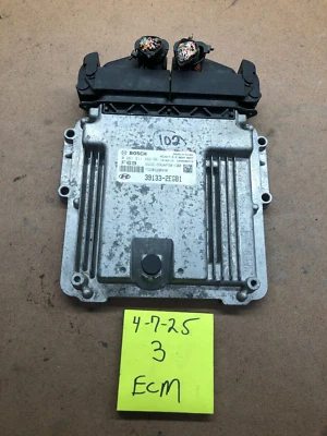 Hyundai Elantra 2016-2017 computadora cerebro motor control ECU ECM EBX 391332EGB1 Foto 1 de 4