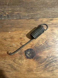 NUEVO RESORTE DE FRENO DE CADENA OEM STIHL O38 038 AV SUPER 038AV MAGNUM MS380 MS381 - Imagen 1 de 2