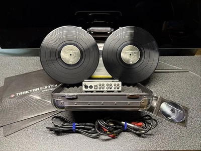 NATIVE INSTRUMENTS AUDIO 8 DJ SYSTEM: 4 Chan + Midi In/Out Traktor Vinyls, Discs - Image 1 of 4