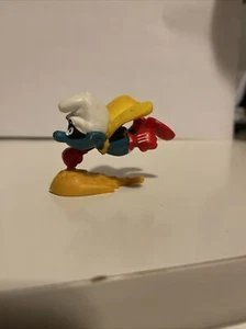 Vintage Smurfs Superman Smurf 20127 Flying Hero Peyo Figure 1980 PVC  - Picture 1 of 4