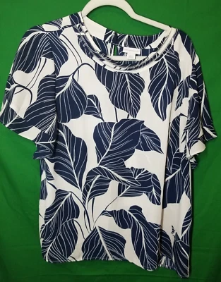 Liz Claiborne Navy Blue and White Printed Blouse EUC Women Size Large - Image 1 of 4