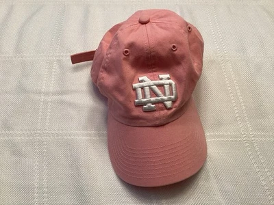 Gorra de béisbol irlandesa de lucha rosa Notre Dame para mujer correa ajustable Foto 1 de 4