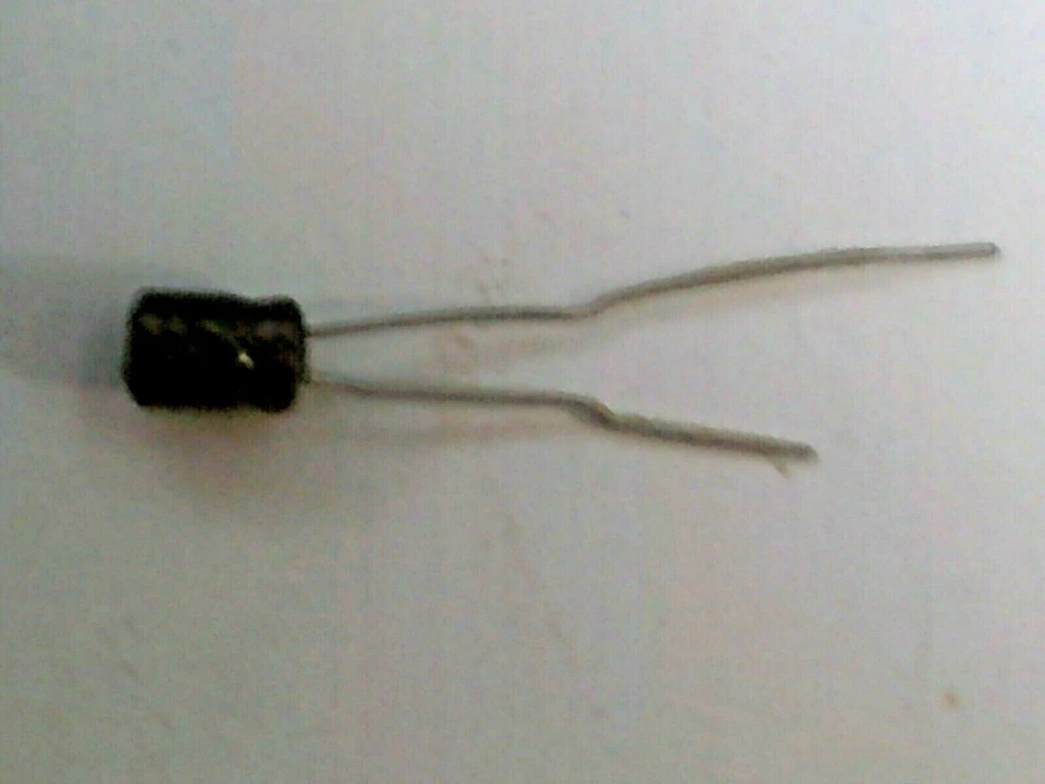 0.33µF 50V  Electrolytic Capacitor. 330nF 0.33uF 85°C ELNA FREE POSTAGE - image 1 of 1