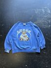 Sweat-shirt vintage GUESS Teddy Bear Spell Out 1985 Crewneck années 80 bleu bébé