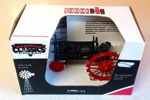 Farmall F-12 Tractor McCormick Deering Die Cast Metal - Grey w/ Steel Wheels - Picture 1 of 4
