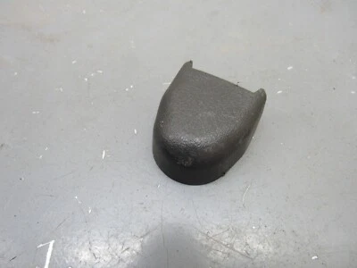 Cubierta de cinturón de seguridad inferior negra Nissan 350Z 2003-2008 OEM Foto 1 de 4