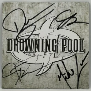 Self Titled by Drowning Pool CD 2010 Eleven Seven Music Autographed by Full Band - Picture 1 of 7
