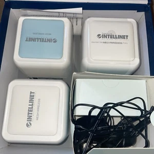 Intellinet 525725 AC1200 Home Mesh Wireless Home - Picture 1 of 10