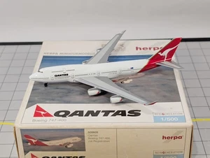 QANTAS AIRWAYS Boeing 747-400 Aircraft Model 1:500 Scale Herpa VH-OJR - Picture 1 of 7