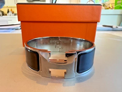 Pulseira Hermes Clic Clac Wide H esmalte preto paládio hardware pulseira tamanho GM - Imagem 1 de 4