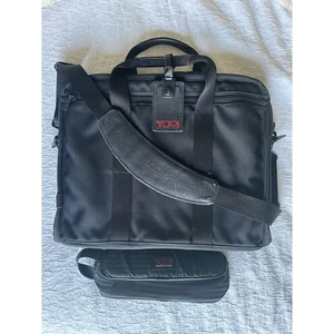 TUMI Laptop-Kuriertasche und TUMI-Kordeltasche schwarz Nylon Canvas - Bild 1 von 11
