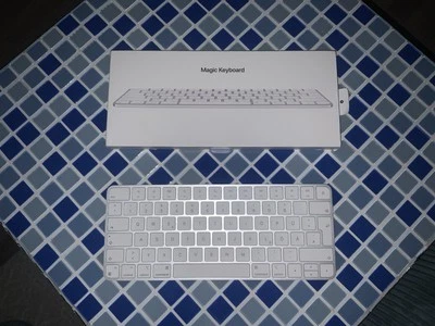 Apple Magic Keyboard Deutsch Tastatur Bluetooth - Bild 1 von 4