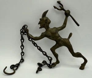 Tirador amortiguador chimenea diablo Satanás figura latón vintage - Imagen 1 de 24