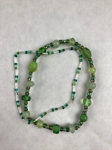 Lot of 2 Green Seed and Glass Bead Handmade Bracelets 4" - Picture 1 of 4