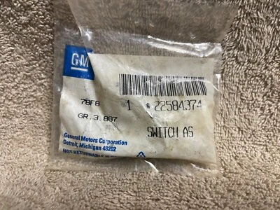 GM 22584374 CRUISE CONTROL SWITCH 1994-98 CHEVY CAMARO - Image 1 of 4