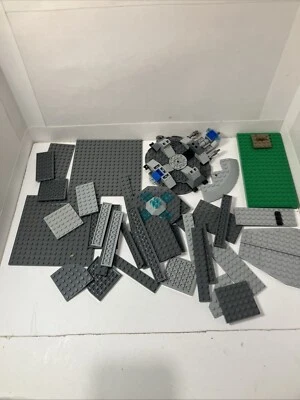 Lego Base Plates, Random Sizes, Gray, 14 Once Lot. - Image 1 of 4