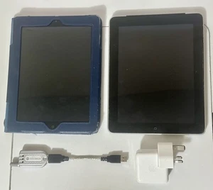 Bundle of electronics: 2x Apple iPad 16GB & 64Gb Tablets plus extras  - Picture 1 of 9