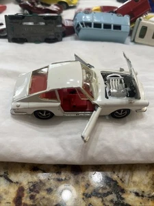 MARKLIN 1812 BMW 1600 Glas GT 1:43 RARE Red - Picture 1 of 6