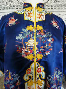 Chinese silk jacket embroidered pagoda vintage dark blue frog closures