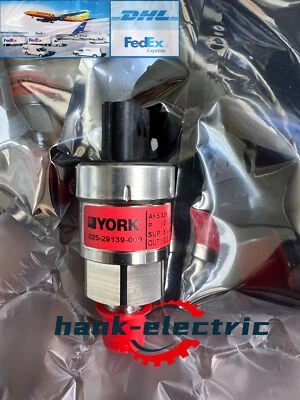 In Box YORK 025-29139-009 Pressure Sensor New One 02529139009 Fastshipping DHL - Image 1 of 4