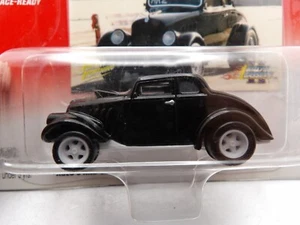 WHITE LIGHTNING 1933 WILLYs 2002 JOHNNY LIGHTNING WILLYS GASSERS 1:64 - Picture 1 of 6