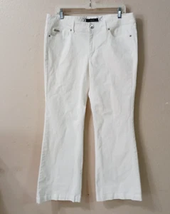 White House Black Market Noir White Bootcut Jeans Women Sz 12S 36x30 Denim 5464 - Picture 1 of 8