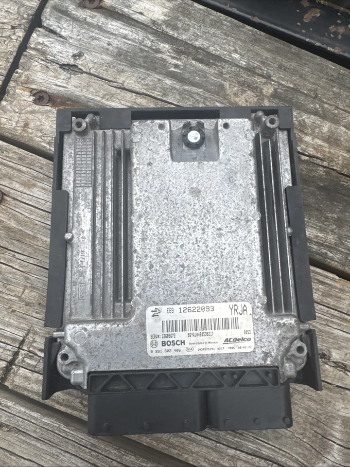 Unidad de control del motor OEM E69 12622093 0261S02406 para Cadillac STS Foto 1 de 4