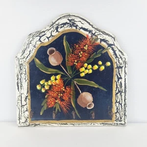 Vintage Wooden Wall Key Rack with 5 Hooks Hand Painted Folk Art Cottage Decor - Picture 1 of 8
